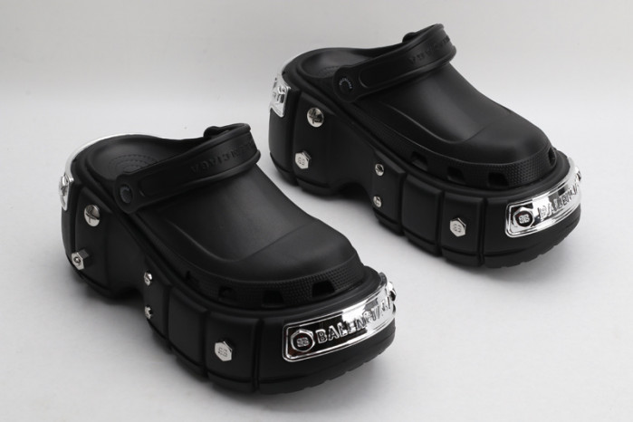 ba*len*cia*ga x Cr*0*s hardCr*0*s sandal