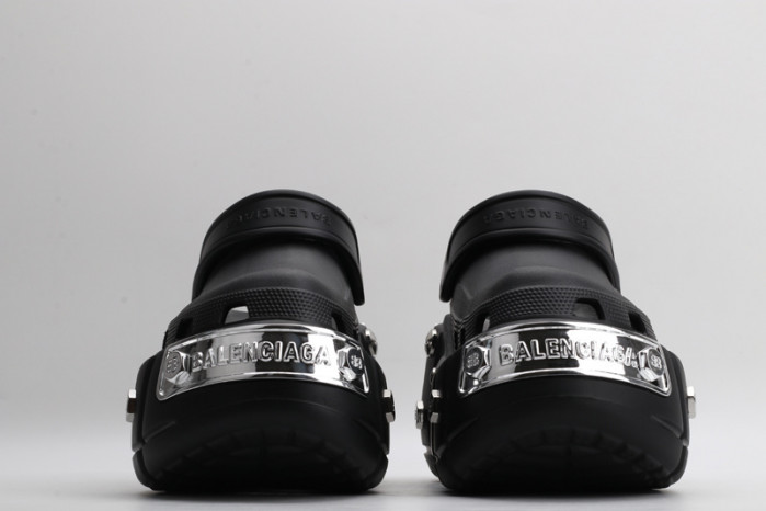 ba*len*cia*ga x Cr*0*s hardCr*0*s sandal