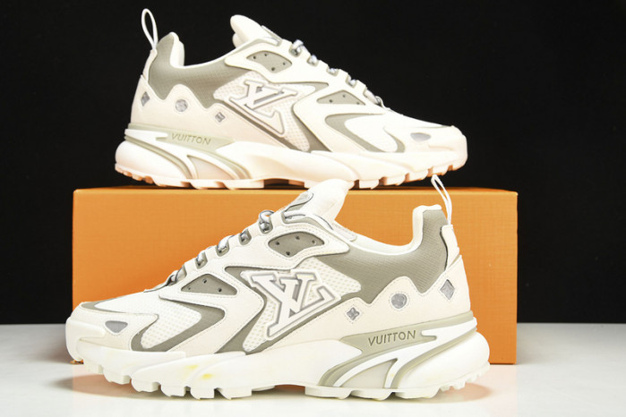 lv runner tatic sneaker