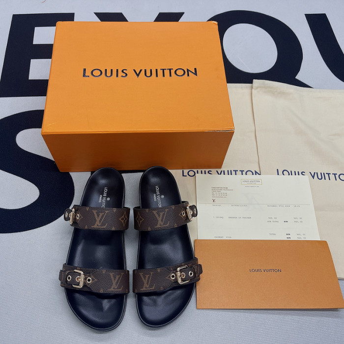 LV SANDALS