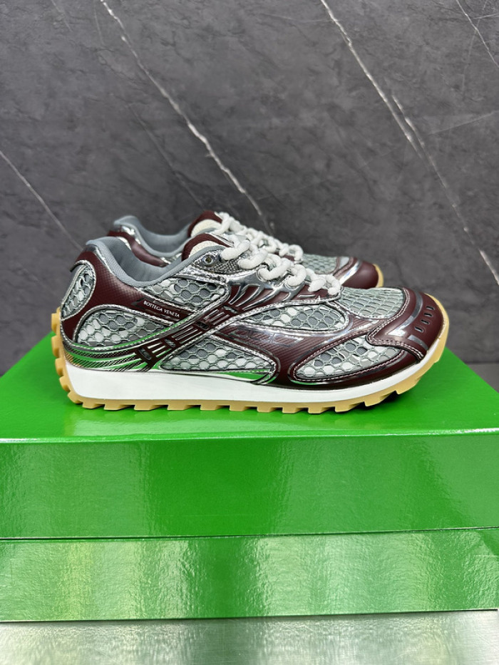 B0tte*a ve*ne*ta sneaker