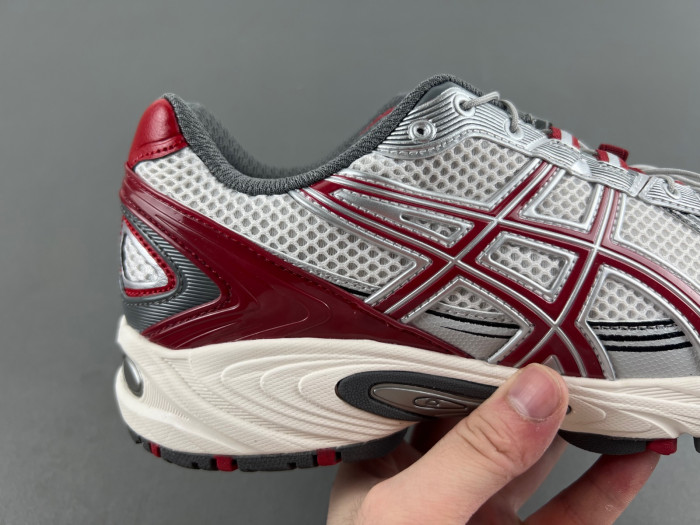 As*ic*s gel-kahana tr v4 "red silver"
