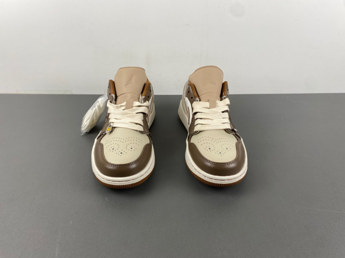 JORDAN 1 RETRO LOW HF5743-221