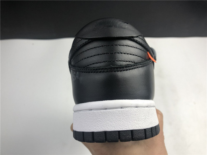 o-w x nike dunk low ct0856-002