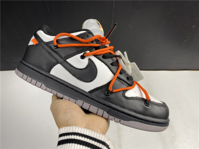 o-w x nike dunk low ct0856 -001