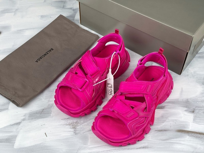 blcg track sandal rose bubble gum (w) 617543w2cc15213